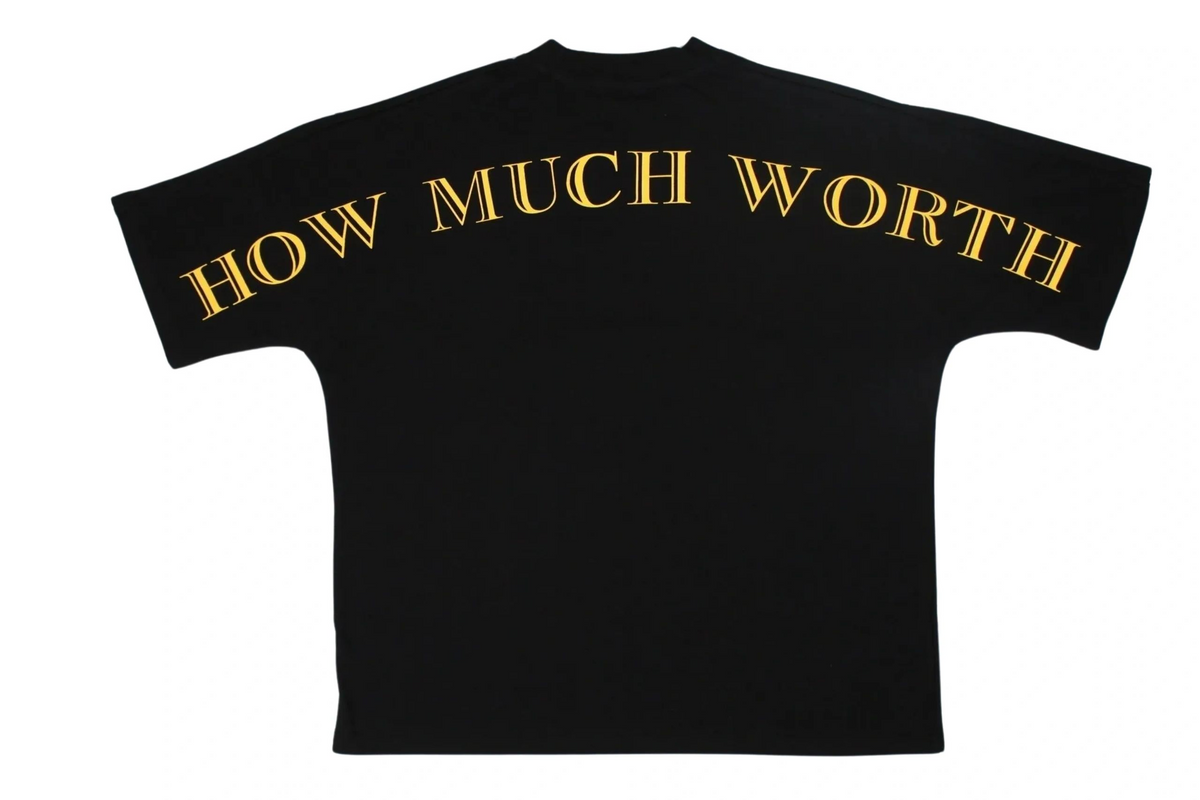 Slogan Black Tee